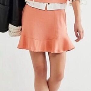 FREE PEOPLE beach coral sweat skirt New size Small